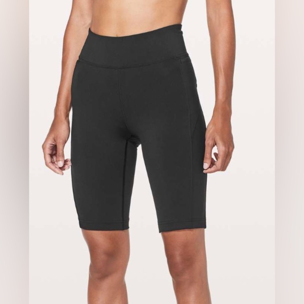 Lululemon On Pace ShortS Black - Picture 1 of 7